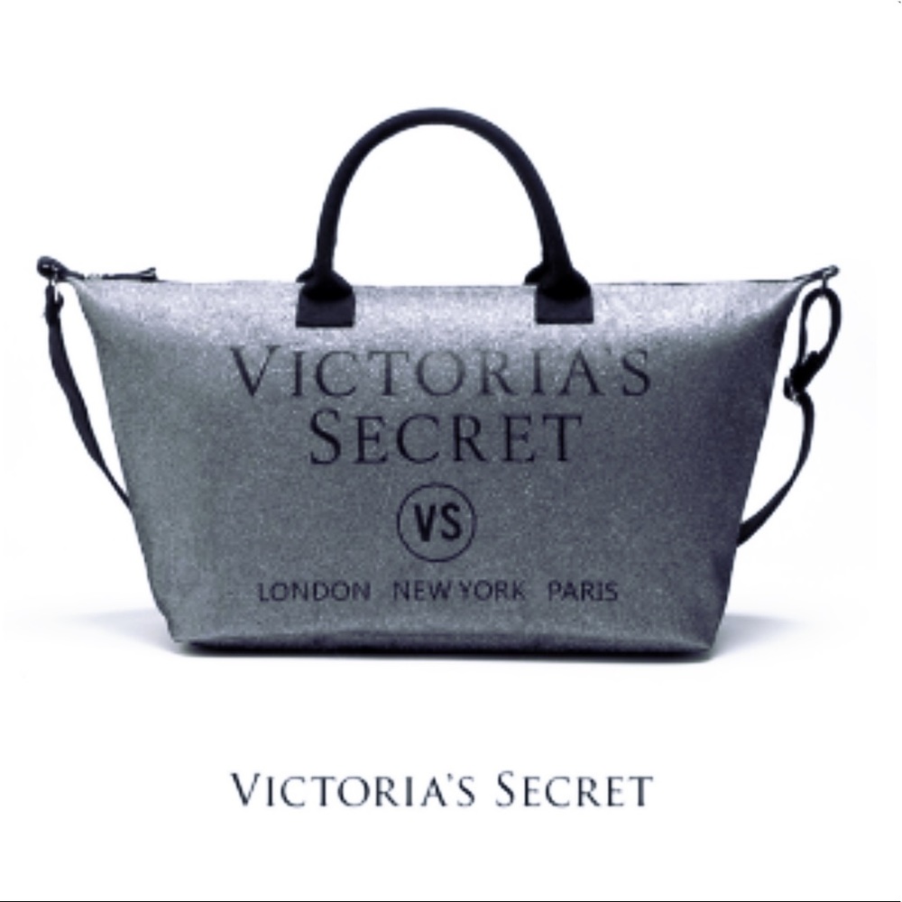 🆕 ✨Glitter Victoria’s Secret Overnight/Tote Bag✨